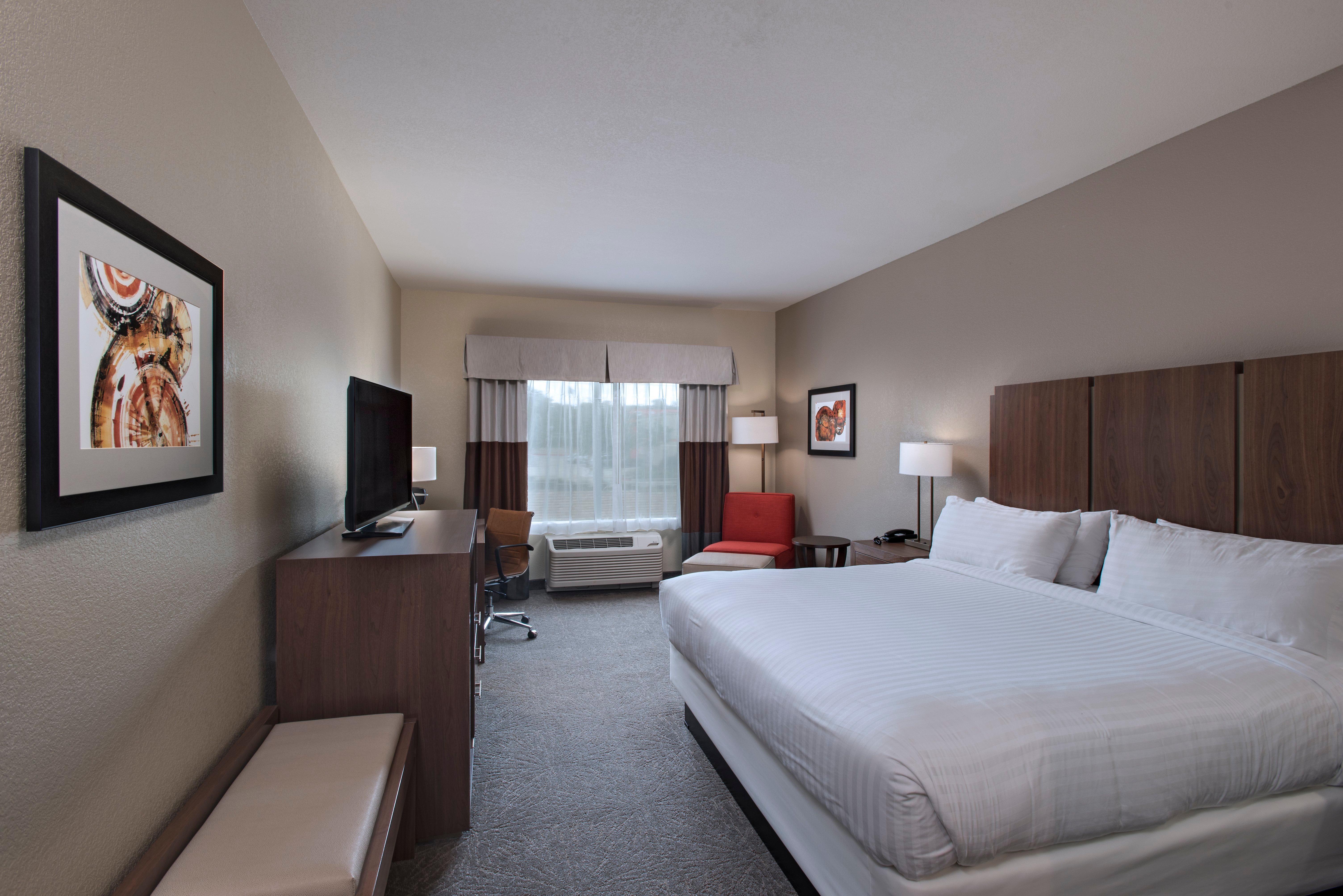 Holiday Inn Express & Suites Austin Nw - Four Points By Ihg Exterior photo